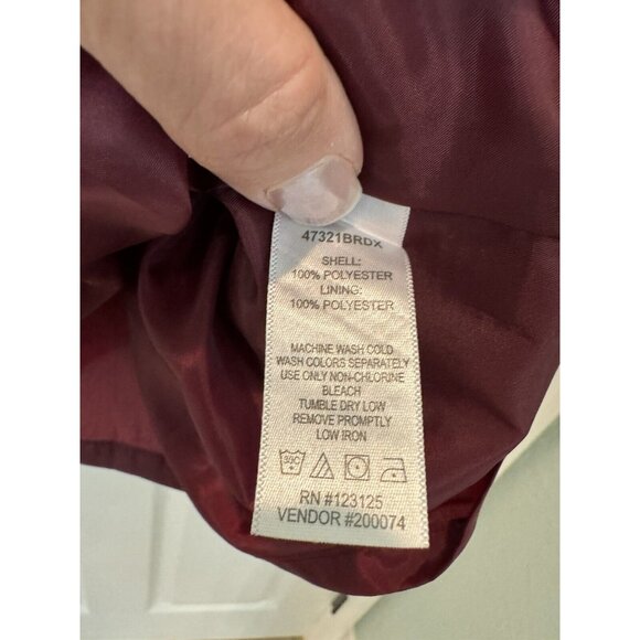Chadwicks of Boston Burgundy Skirt Lined 100% Polyester Size 8 - Picture 4 of 4